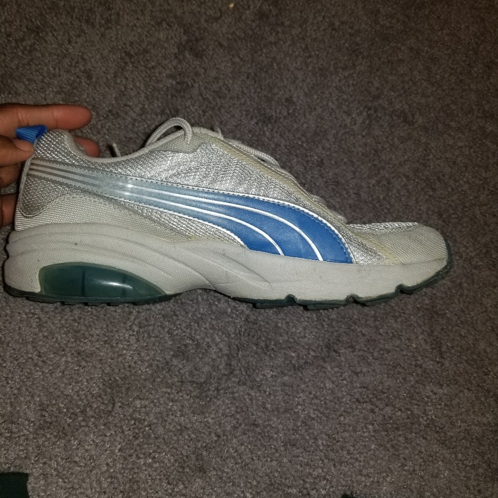 Shoes - Picture 4 of 4